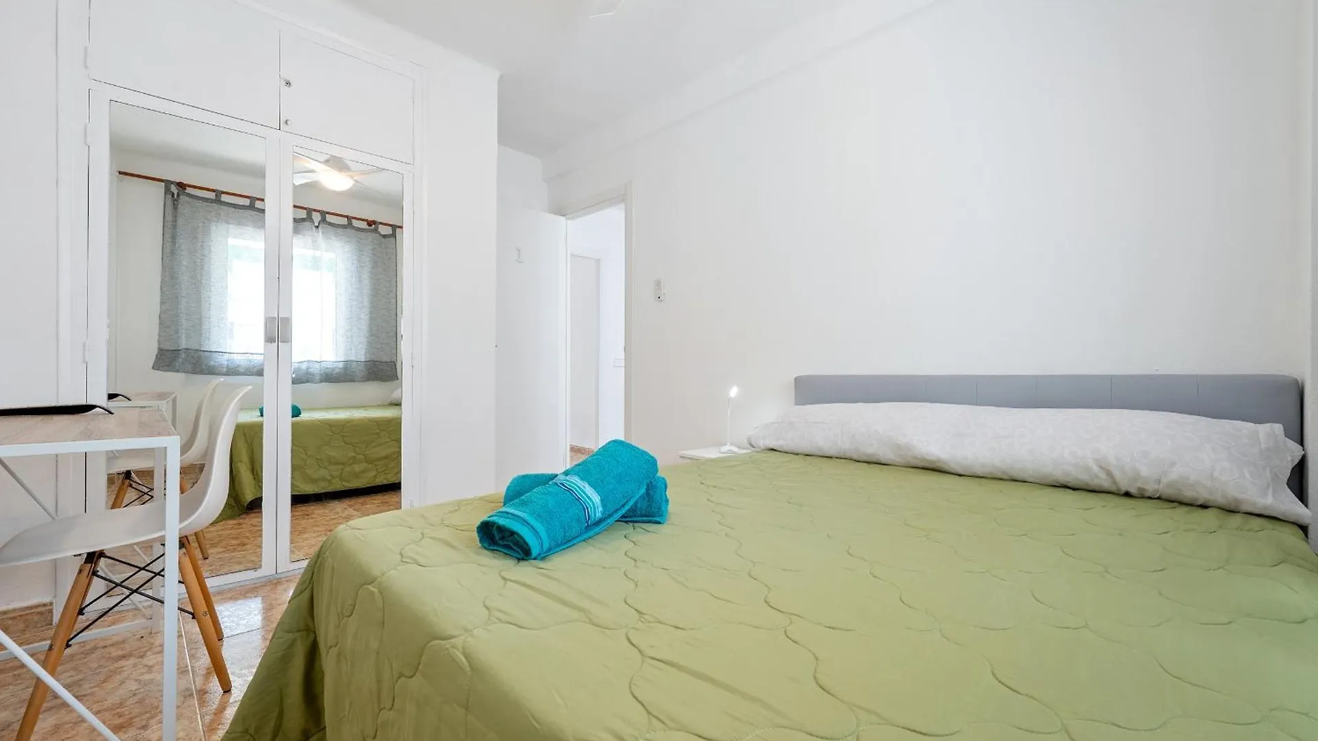Hauzify I Apartament Miravet Salou Appartement
